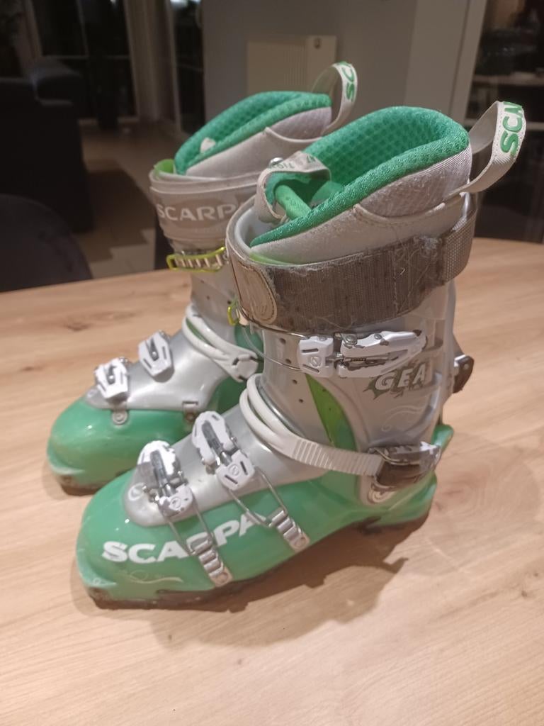 Toerski botten dames, Sport en Fitness, Ophalen, Gebruikt, Schoenen, Overige merken