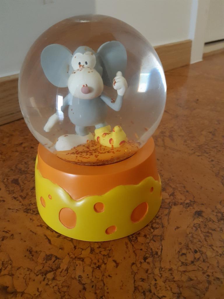 Sneeuwbal spaarpot met muis, Verzamelen, Ophalen of Verzenden, Zo goed als nieuw, Overige materialen, Dier