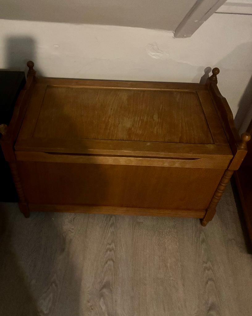 Grand coffre bois, Maison & Meubles, Enlèvement, Comme neuf, Chêne