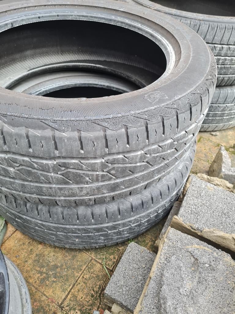 4 pneus 235 55r 19  renault espace, Autos : Pièces & Accessoires, Pneus & Jantes, Enlèvement