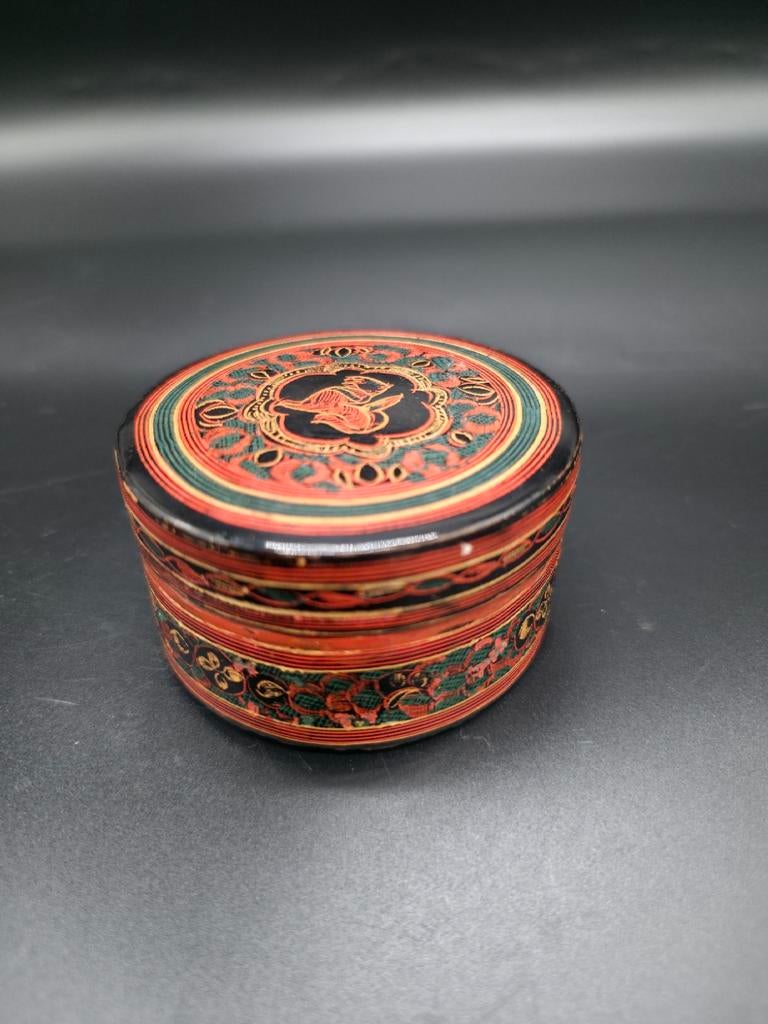 Petites boîtes anciennes en laque, Antiquités & Art, Art | Art non-occidental, Enlèvement
