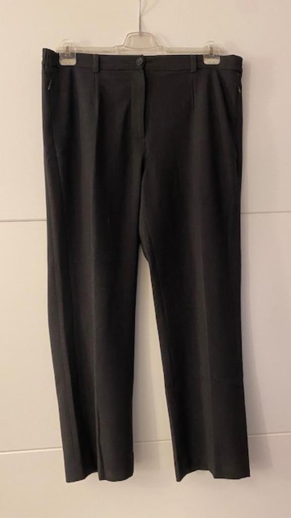 Donkergrijze broek met rechte pijpen 2, Kleding | Dames, Maat 46/48 (XL) of groter, Ophalen of Verzenden, Zo goed als nieuw, Kingfield