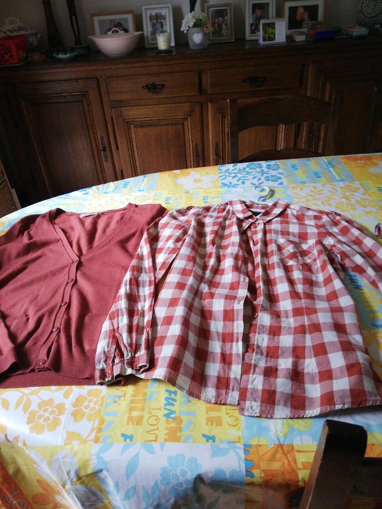Gilet et chemisier dame Ichi. Taille 38-40., Enlèvement ou Envoi, Comme neuf