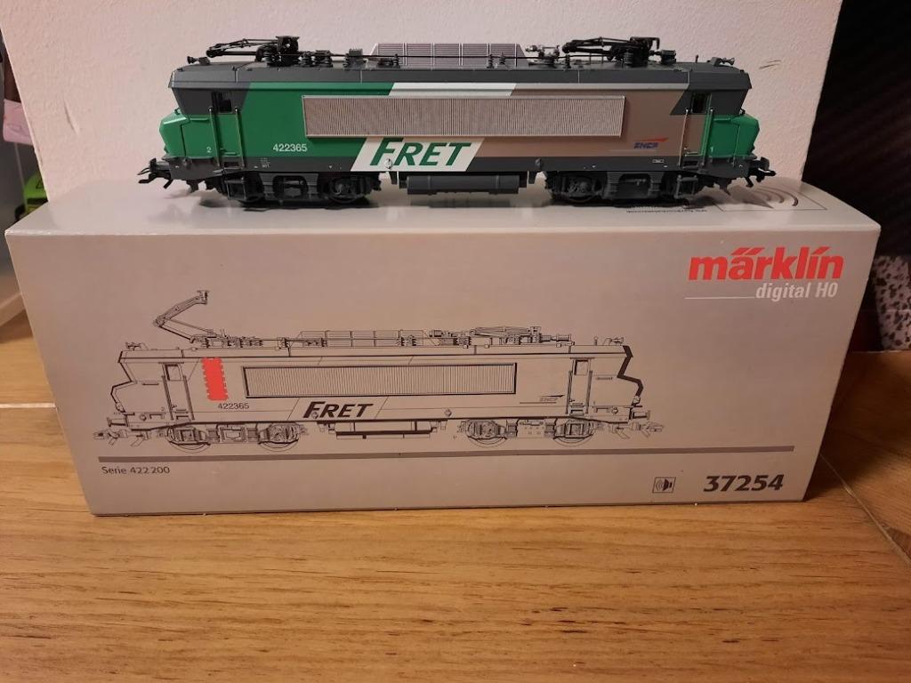 Märklin 37254 - locomotive électrique SNCF, Enlèvement ou Envoi, Courant alternatif, Comme neuf, Locomotive