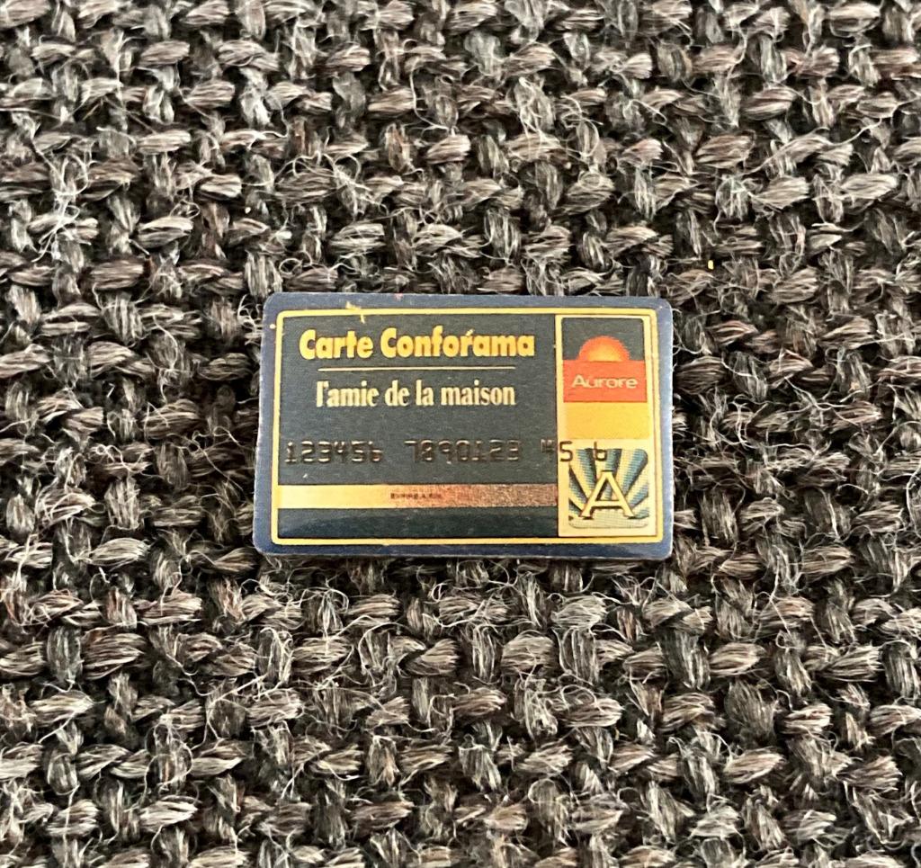 PIN - CARTE CONFORAMA - AURORE, Envoi, Utilisé, Autres sujets/thèmes, Insigne ou Pin's