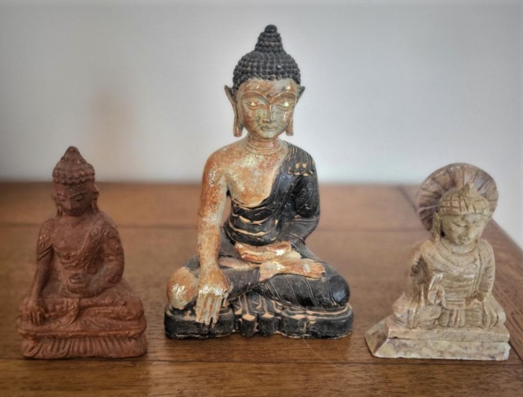 3 Bouddhas assis anciens, Collections, Statues & Figurines, Utilisé, Religion, Enlèvement ou Envoi