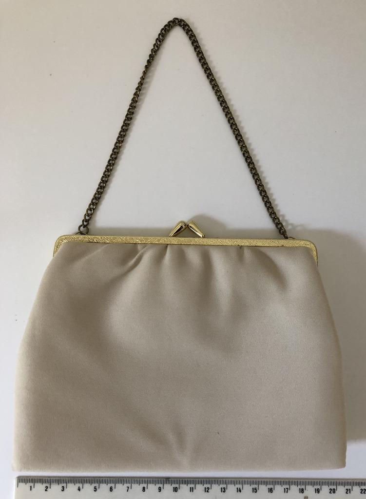 Cocktail tasje/clutch - avondtasje - crèmekleurig, Handtassen en Accessoires, Tassen | Damestassen, Ophalen of Verzenden, Zo goed als nieuw
