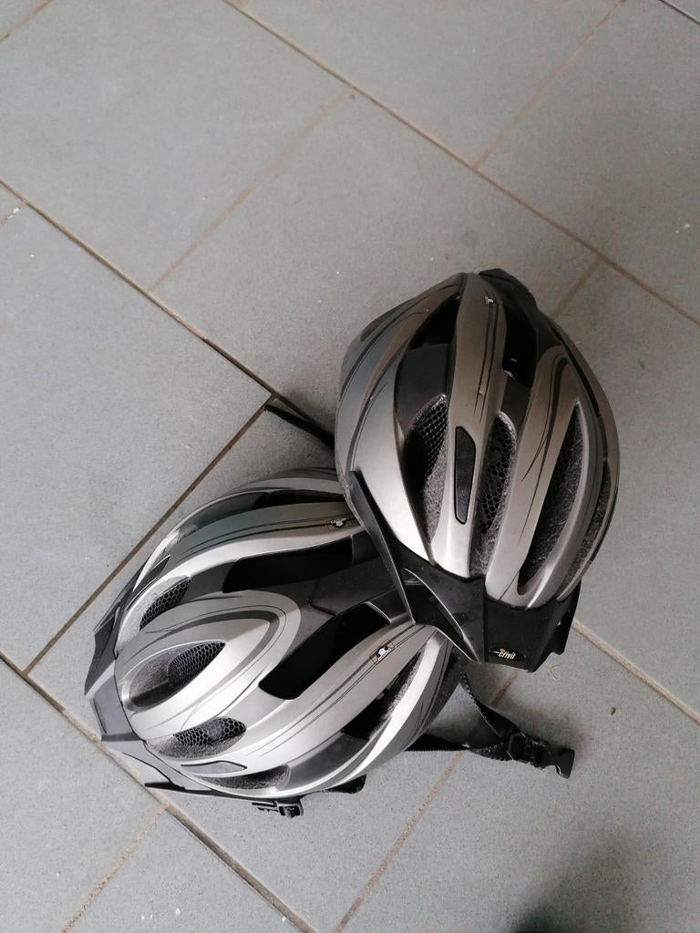 Fietshelmen, Fietsen en Brommers, Ophalen of Verzenden, Zo goed als nieuw