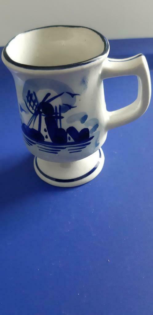 Beker in Delft,  intact, Enlèvement ou Envoi