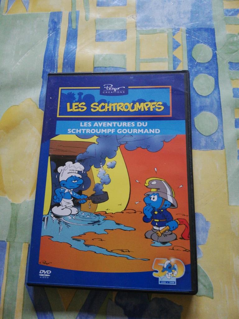 DVD. Les Schtroumpfs. Les aventures du Schtroumpf gourmand., CD & DVD, Comme neuf