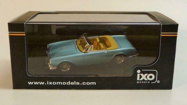 1:43 IXO CLC247 Facel Vega Facel 6 cabrio 1964 metallicblauw, Enlèvement ou Envoi, Neuf, Voiture