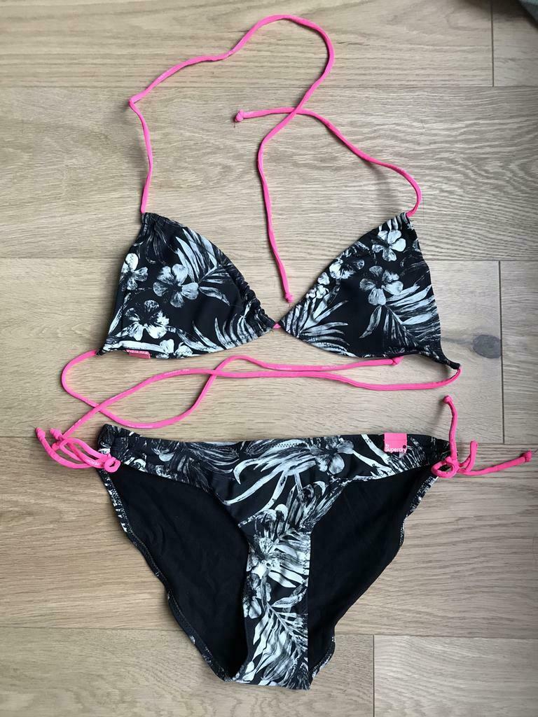 Bikinis Superdry et Livia, Superdry, Livia, Porté, Autres couleurs, Bikini