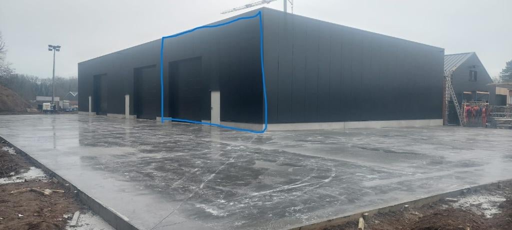 1 KMO-unit te huur KESSEL, 205 m², Huur, Opslag of Loods