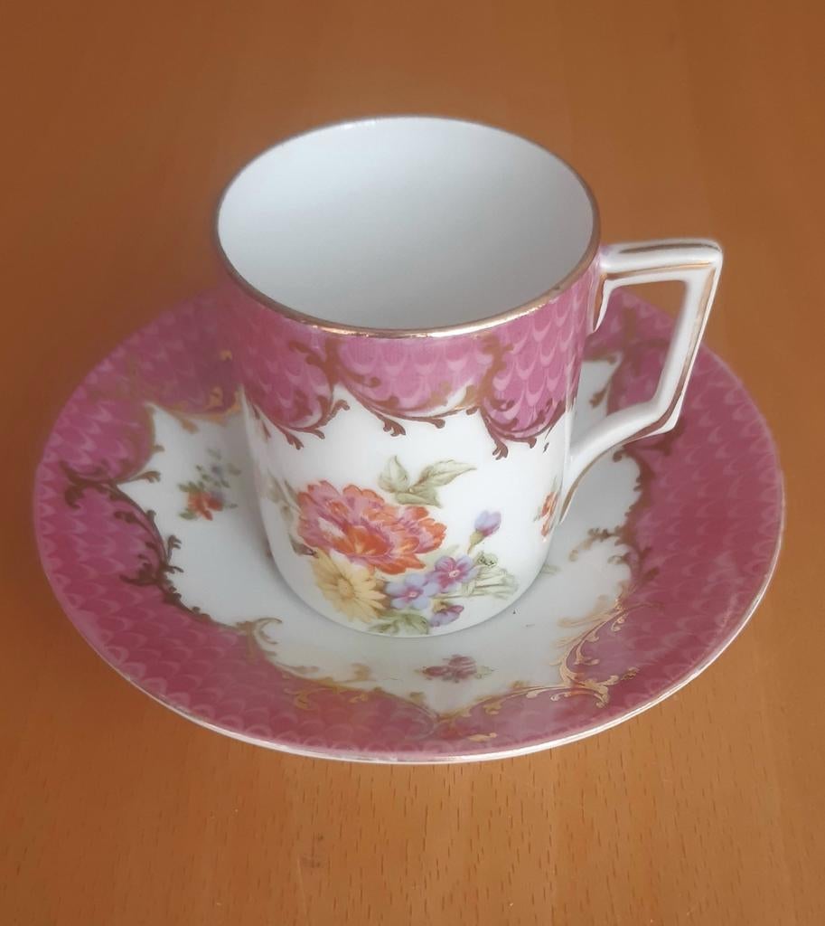 Belle tasse à moka avec plaque inférieure, Enlèvement ou Envoi, Comme neuf