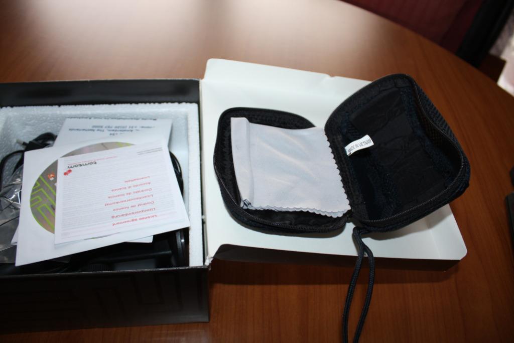 GPS TOMTOM GO ( Kit Complet dans boite d'origine), Enlèvement