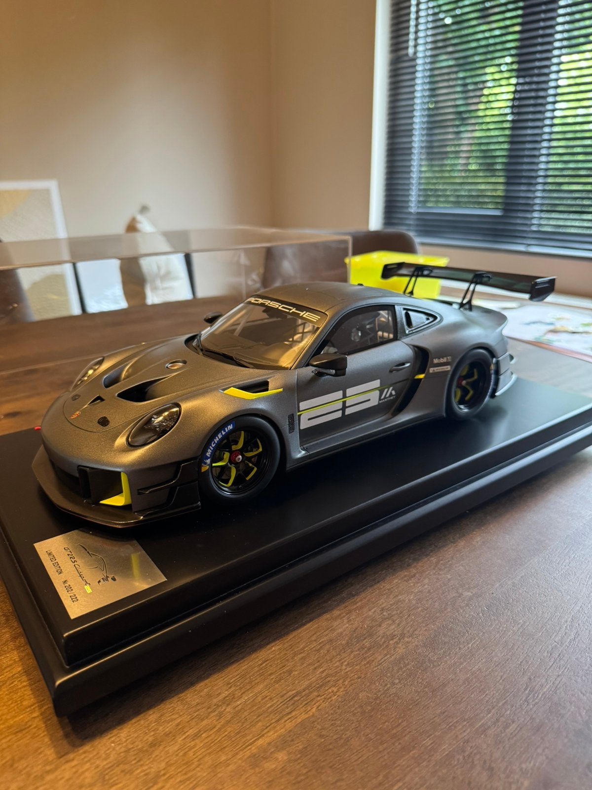 Spark Porsche GT2 RS clubsport 1:12, Enlèvement, Comme neuf