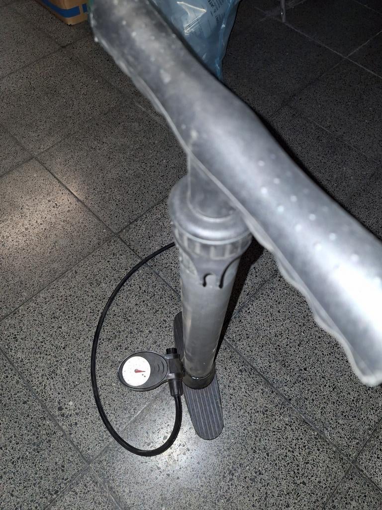 Fietspomp, Ophalen