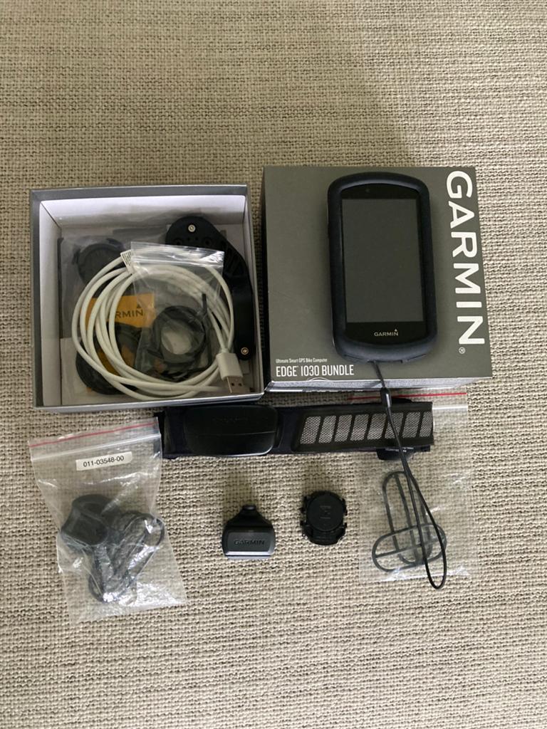 Garmin edge 1030 Bundle, Fietsen en Brommers, Fietsaccessoires | Fietscomputers, Ophalen of Verzenden, Zo goed als nieuw