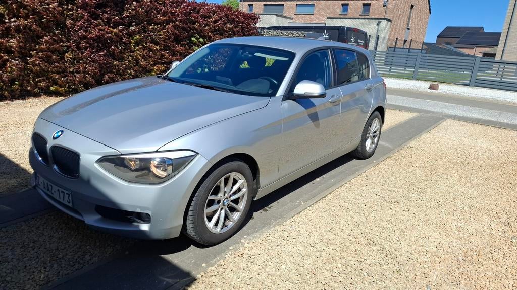 Bmw serie1 114d 195000km 2014, Auto's, BMW, Euro 5, Bedrijf, 5 deurs, Te koop