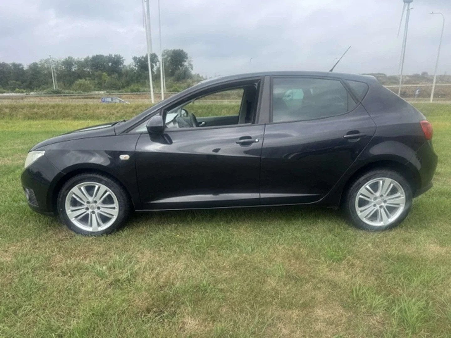 SEAT Ibiza Ibiza 1.4i / Garantie 12m., Autos, Euro 5, Achat, 63 kW, Entreprise