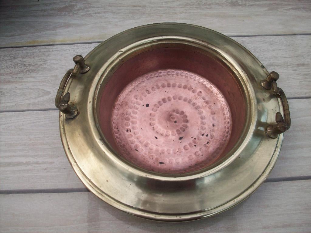 grote zware rood met geel kopere fruitschaal., Antiek en Kunst, Antiek | Brons en Koper, Koper, Ophalen of Verzenden