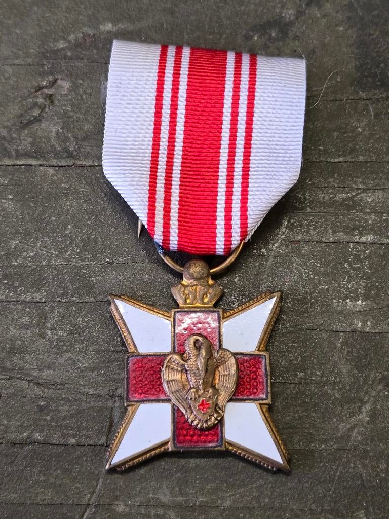 Medaille verdienste vh Belgische Rode Kruis, Ophalen of Verzenden