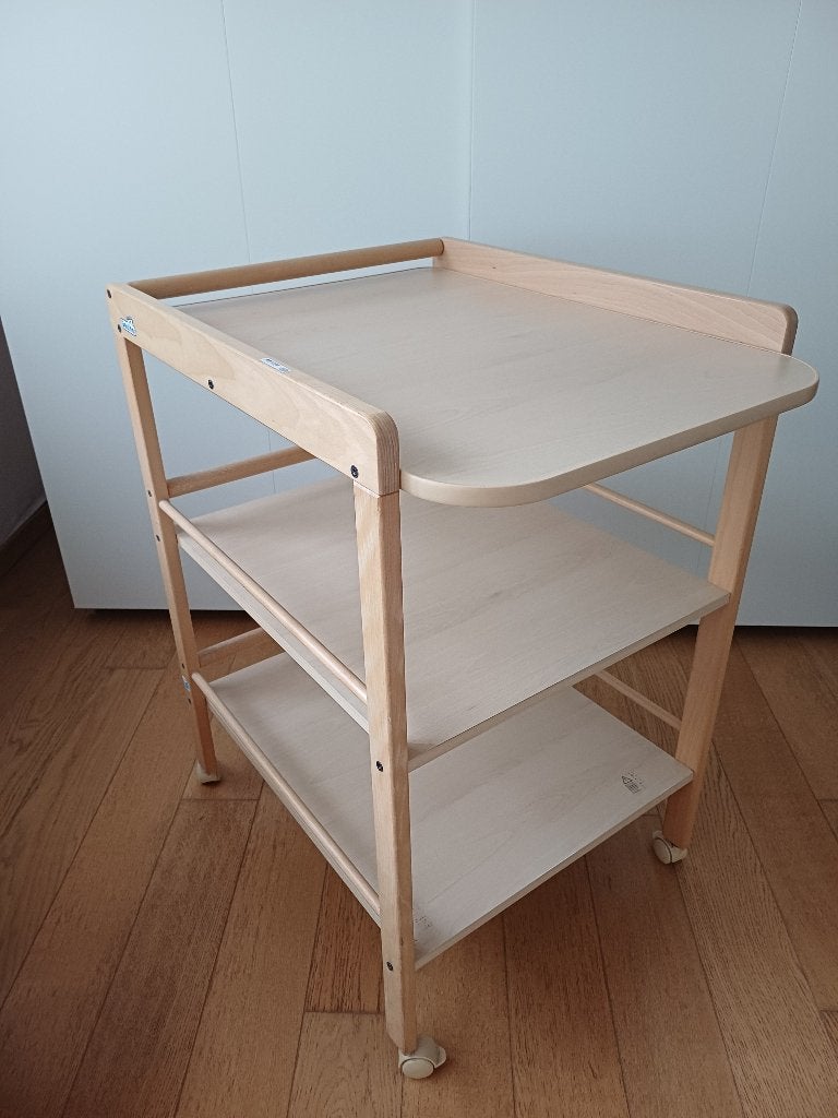 Verzorgtafel op wieltjes met kussen en hoes in handdoekstof, Kinderen en Baby's, Ophalen, Gebruikt