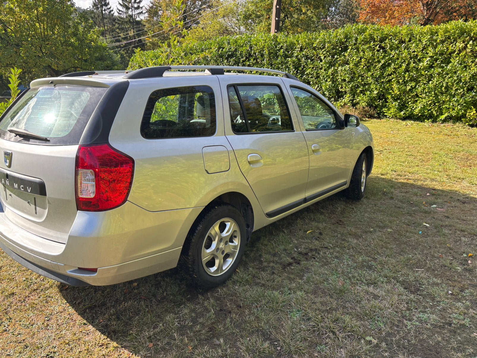 DACIA LOGAN MCV 12I 2016 (94000KM), Autos, Argent ou Gris, Achat, Euro 6, Boîte manuelle