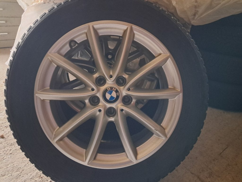 Jantes Alu + pneus hiver Nokian  BMW X1 2021 (71AC), Pneus hiver, Véhicule de tourisme, Enlèvement, Utilisé