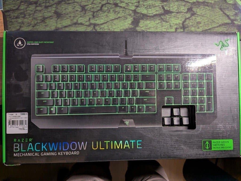 Razer Blackwidow Ultimate, Azerty, Enlèvement, Filaire, Utilisé