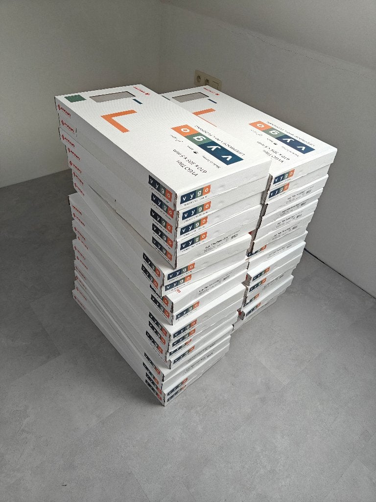 33dozen55.26m²ImpermoClickvinylPVC VYGO ClassicSand 26€/doos, Enlèvement