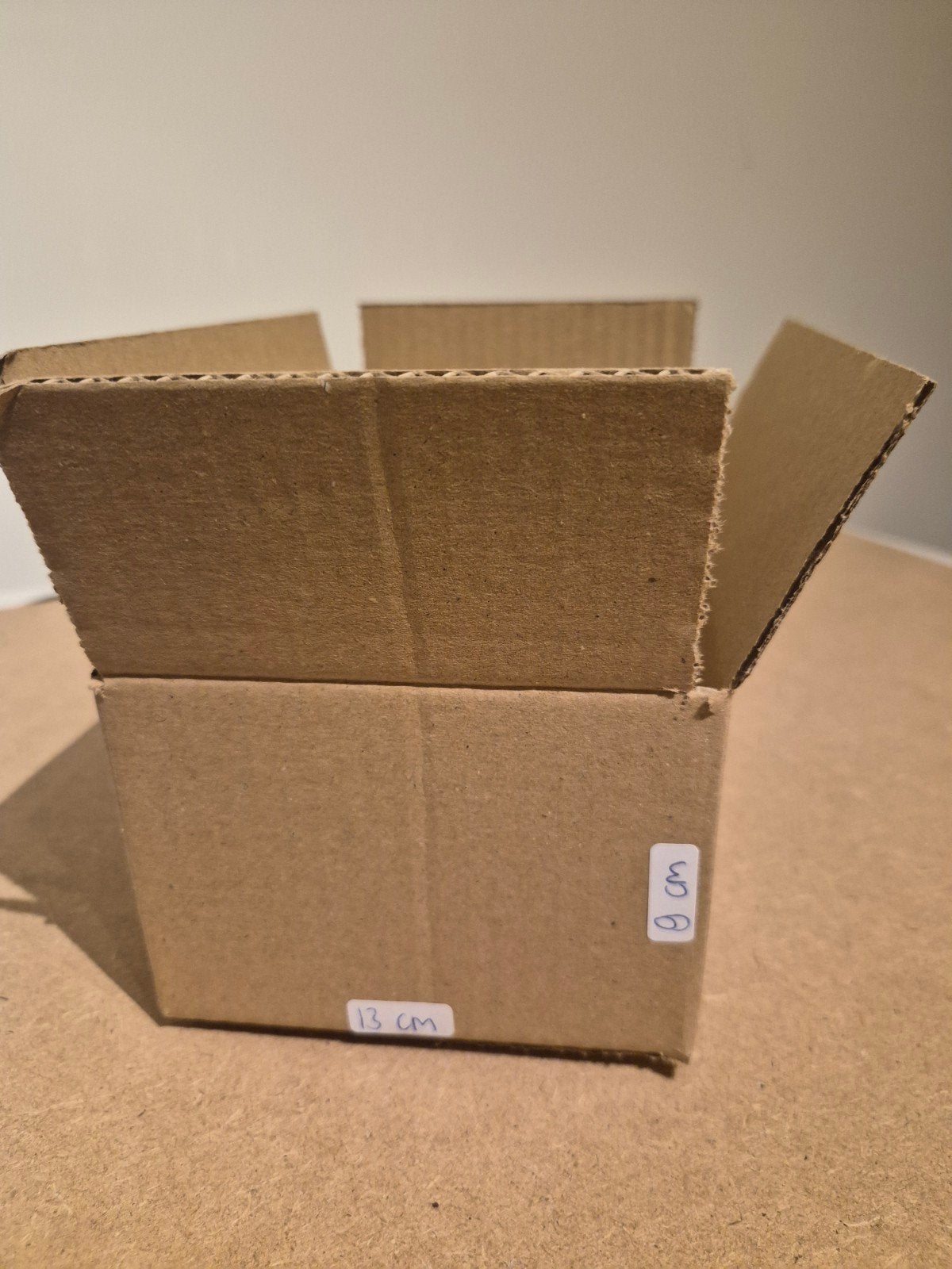 42x kartonnendoos verpakkingsdoos doos verzenddoos, Doe-het-zelf en Bouw, Ophalen, Doos, Opvouwbaar, Minder dan 50 cm