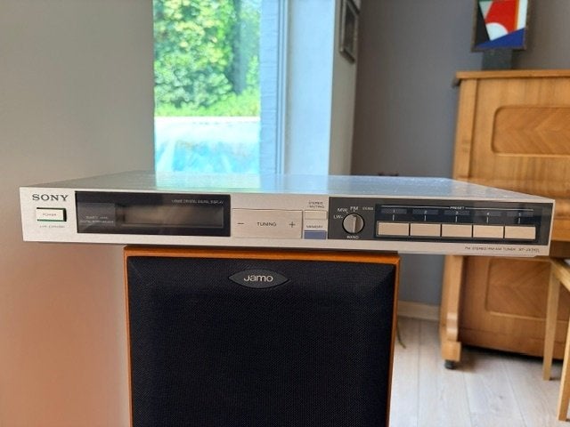 SONY ST-JX310L Tuner, Audio, Tv en Foto, Tuners, Ophalen of Verzenden, Gebruikt