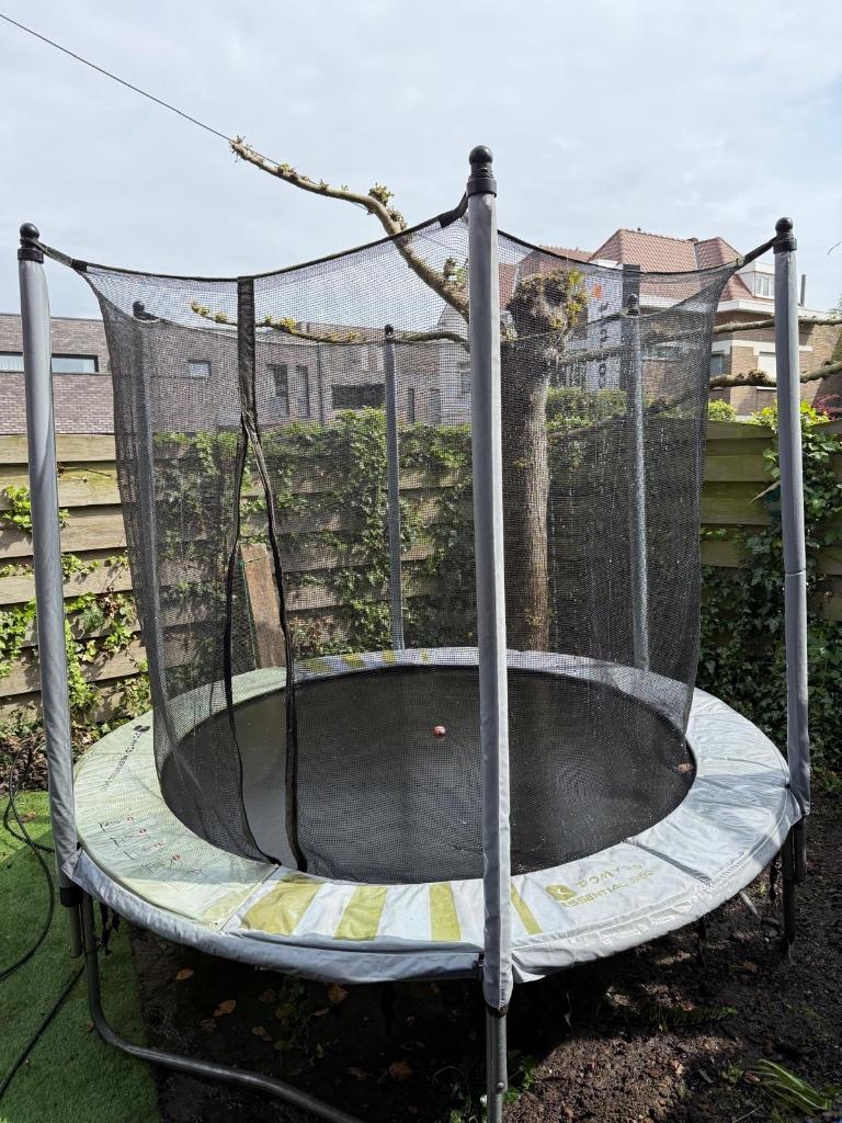 Trampoline 2m40 gratis, Ophalen, Gebruikt