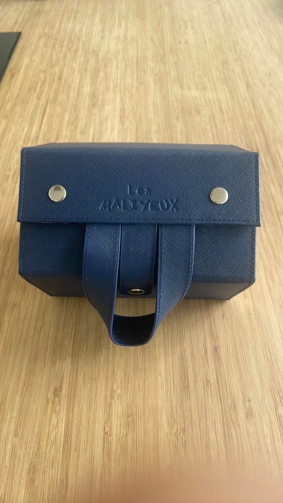 Les Maliyeux brillen Travel Box, Handtassen en Accessoires, Zonnebrillen en Brillen | Dames, Gebruikt, Blauw, Bril, Ophalen
