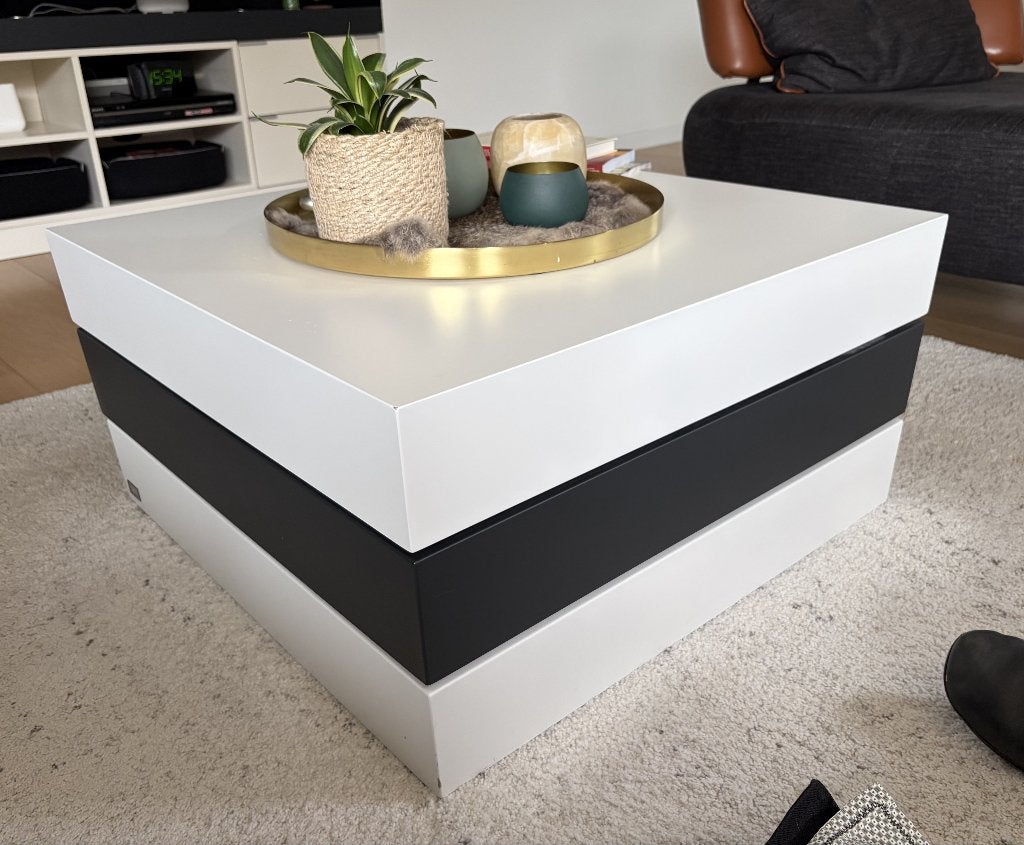Table basse LEOLUX Blocco en très bon état, Maison & Meubles, Tables | Tables de salon, Utilisé, Moins de 50 cm, 50 à 100 cm, 50 à 100 cm