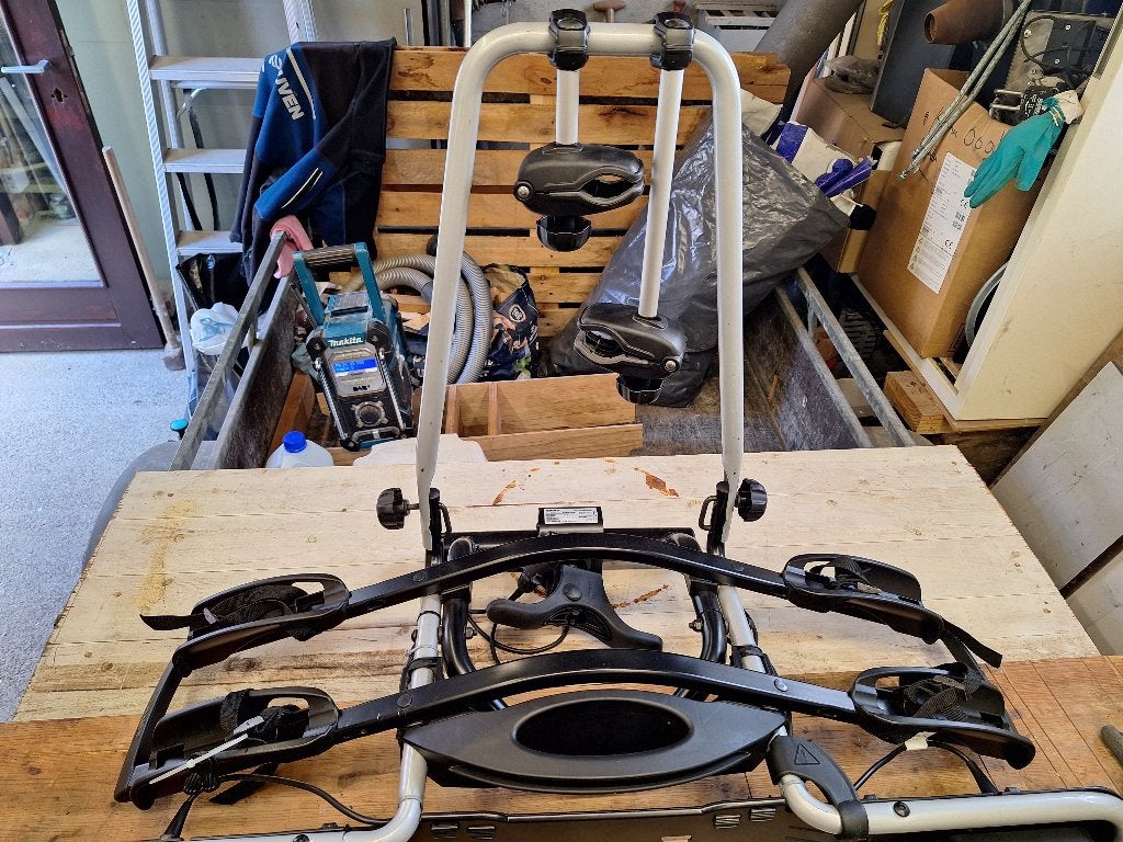 fietsendrager Thule, Auto diversen, Ophalen, 2 fietsen, Zo goed als nieuw, Trekhaakdrager