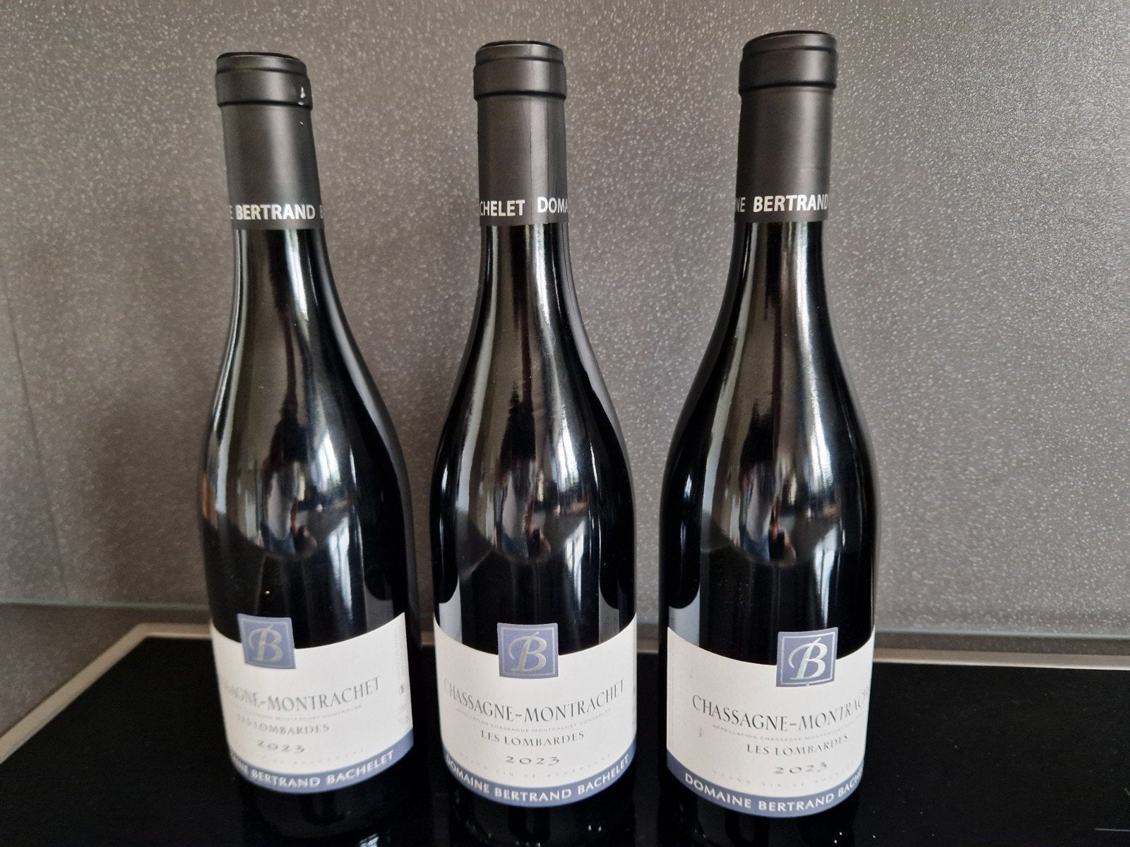 3x Chassagne-Montrachet Bertrand Bachelet Les Lombardes 2023, Neuf, Enlèvement ou Envoi, Vin rouge, France