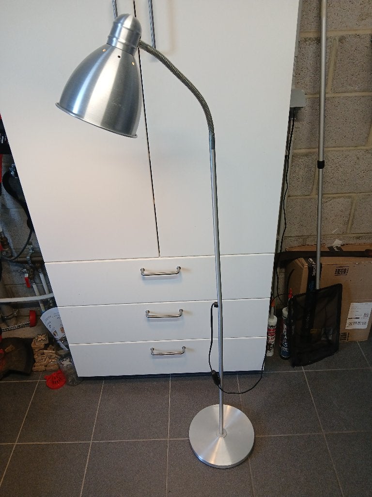 lampadaire liseuse Ikea kot studio - 10 euros, Enlèvement, Utilisé, 100 à 150 cm