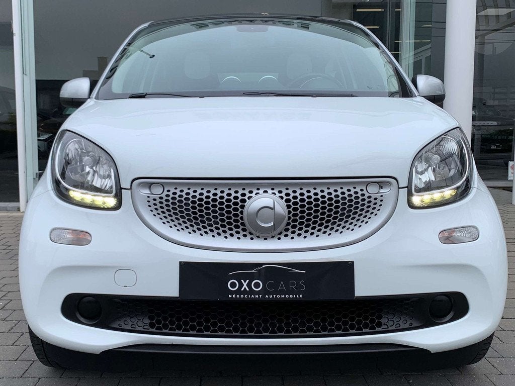 Smart Forfour 1.0i PASSION / TOIT PANO / CLIM AUTO / CRUISE, Auto's, Voorwielaandrijving, 4 zetels, Stof, Gebruikt