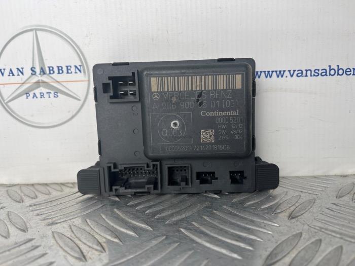 Centrale Deurvergrendelings Module van een Mercedes Sprinter, Gebruikt, -, -, 3 maanden garantie