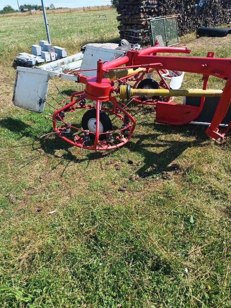 Andaineur andaineuse pz  300, Articles professionnels, Enlèvement, Cultures, Agricole