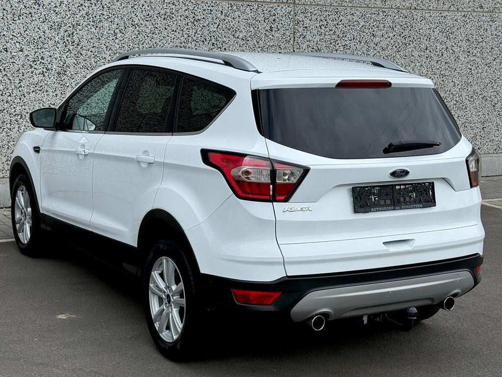 Ford Kuga 2.0 TDCi 04/2018 149997Km Euro6b FaceLift Carnet !, Auto's, Voorwielaandrijving, Testrit aan huis, Stof, 5 deurs