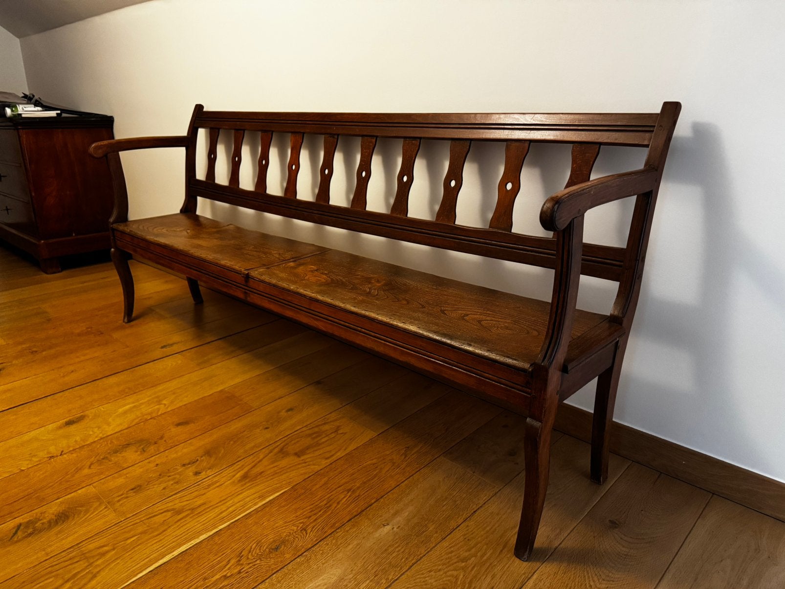 Houten bank, Ophalen