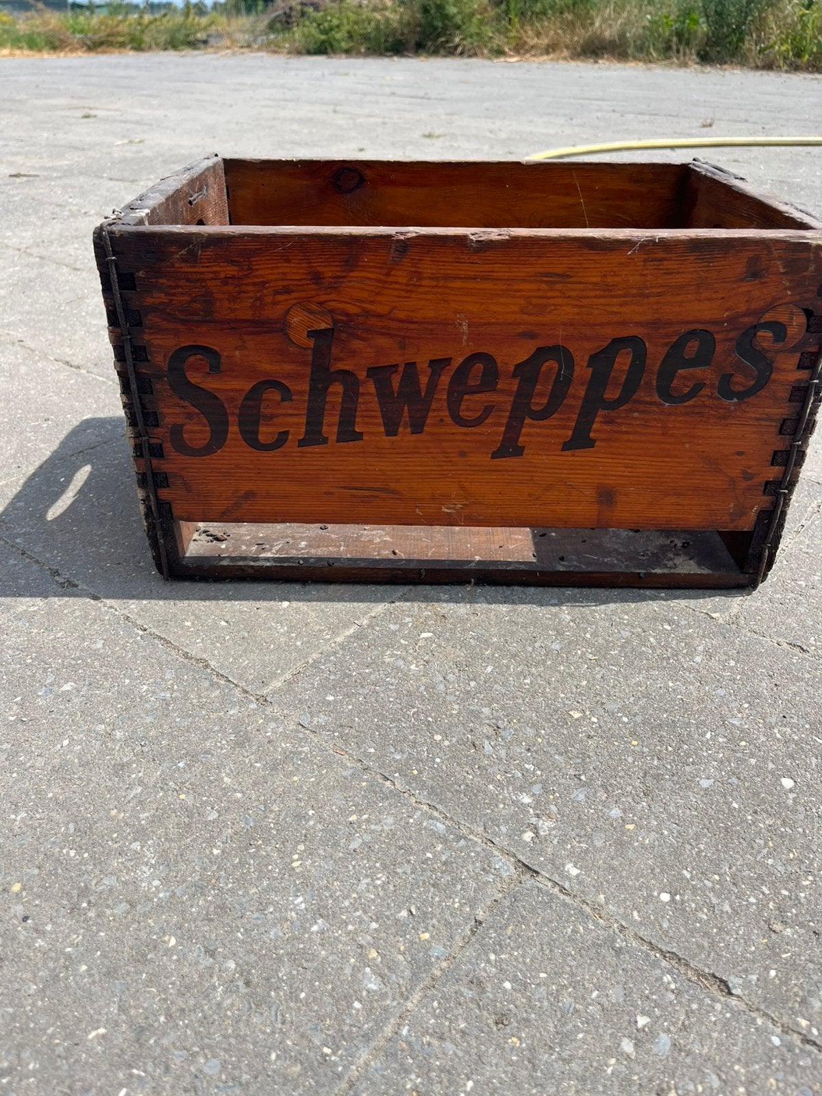 Houten bak schweppeq, Huis en Inrichting, Woonaccessoires | Kisten, Ophalen, Gebruikt