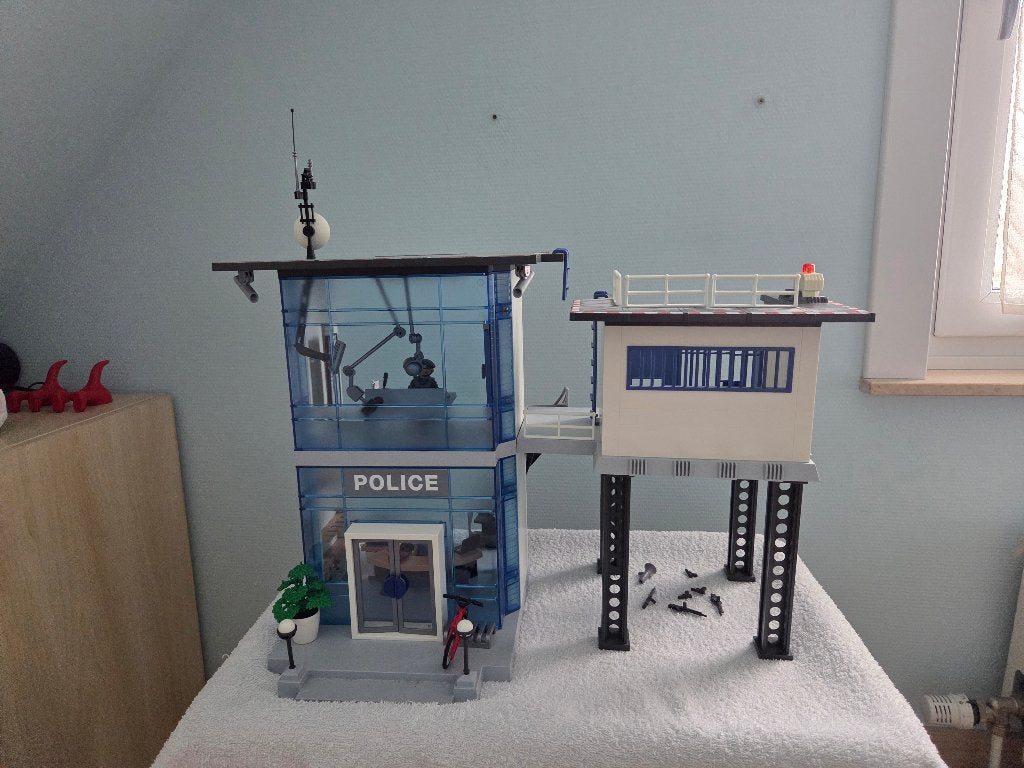 Playmobil, Bâtiment, Comme neuf, City action, Kit complet