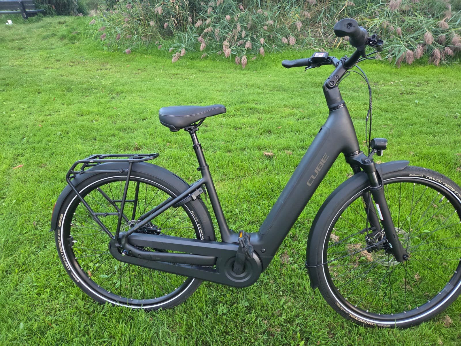 CUBE SUPREME HYBRID COMFORT ONE 600 e-bike, Ophalen, Zo goed als nieuw, Cube