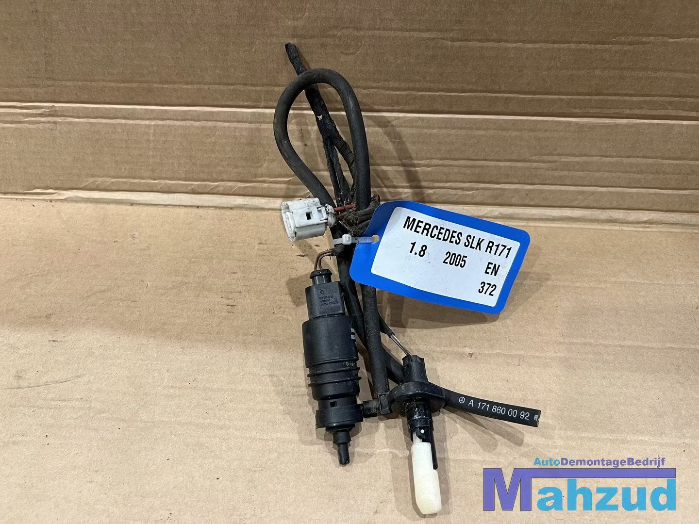 MERCEDES SLK R171 ruitensproeipomp 2005-2011, Mercedes-Benz AG, Mercedes-Benz, Utilisé, Mercedesstrasse 120
70372  Stuttgart, DE