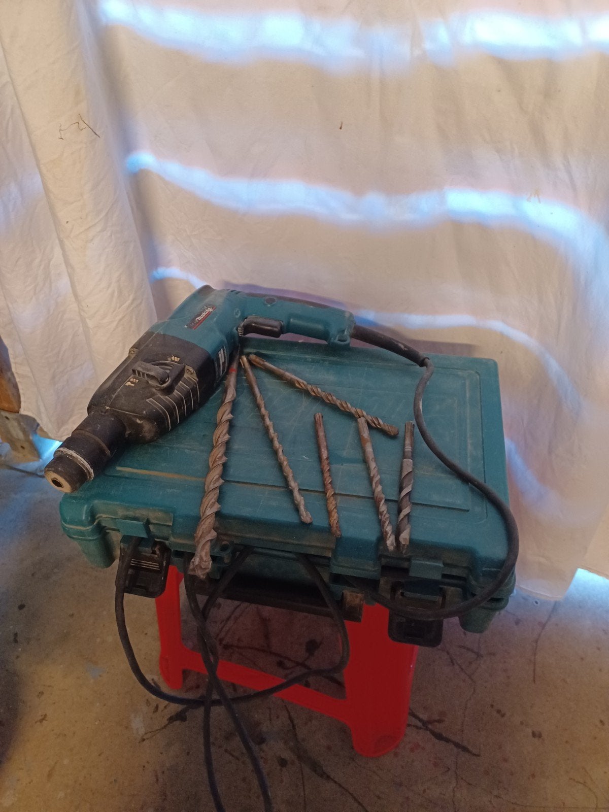 Makita klopboormachine tril hamerfunctie 6sds boren 780watt, Enlèvement