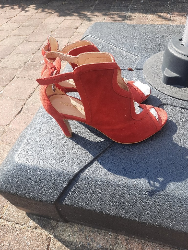 Dames schoenen, Vêtements | Femmes, Chaussures, Rouge, Chaussures à haut talons, Comme neuf, Enlèvement